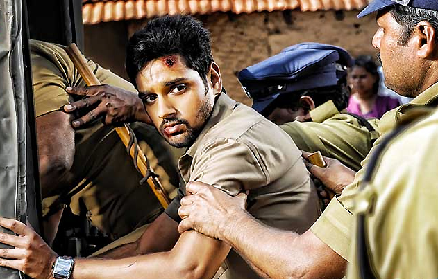 /media/k2/galleries/53613/Right-Right-Movie-Stills-06