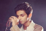 Anirudh news, Agnyaathavaasi songs, a tribute for pawan kalyan by anirudh, Vaalu