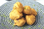Aloo Pyaaz Pakode preparation, Aloo Pyaaz Pakode ingredients, aloo pyaaz pakode recipe and preparation, Tandoori