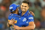 Arjun Tendulkar first wicket, Arjun Tendulkar breaking updates, arjun tendulkar gets his first wicket in ipl, Arjun tendulkar