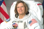 astronaut, space, first american woman who walked in space reached the deepest spot in the ocean, Space station