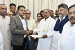 Governor accepts Siddaramaiah’s Resignation