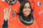 kalpana chawla life history, kalpana chawla death, nation pays tribute to kalpana chawla on her death anniversary, Indian astronaut