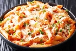 Pink Sauce Pasta, Pink Sauce Pasta ingredients, pink sauce pasta recipe and preparation, Pasta