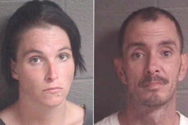 Pregnant woman runs over Thief at Walmart