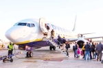 Boarding airplane reasons, Boarding airplane, why do passengers only board airplanes from the left side, Planes t