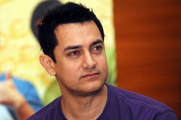 Aamir Khan Receives a Huge},{Aamir Khan Receives a Huge
