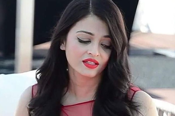 Aish’s best Click till date