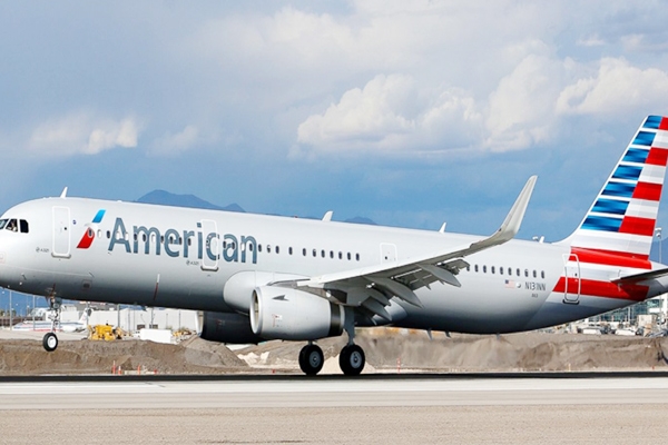 Muslim American removed from flight as attendant felt uncomfortable!