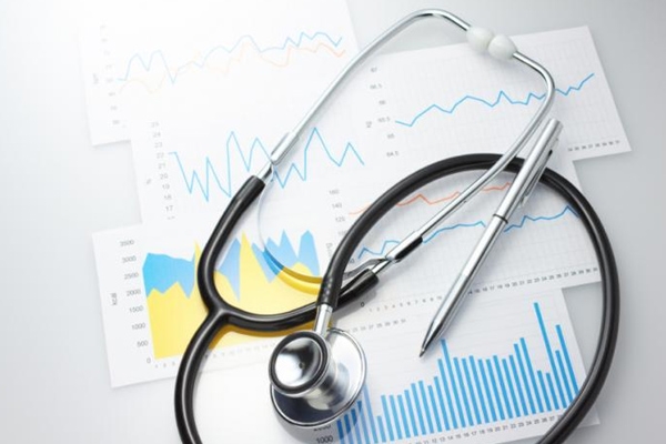 NRI Students Can Soon Study Medicine in Karnataka's Govt. Colleges