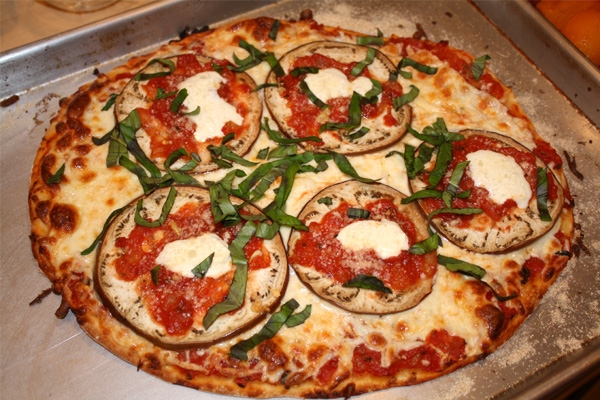 Nutritious pizza for those picky eaters},{Nutritious pizza for those picky eaters