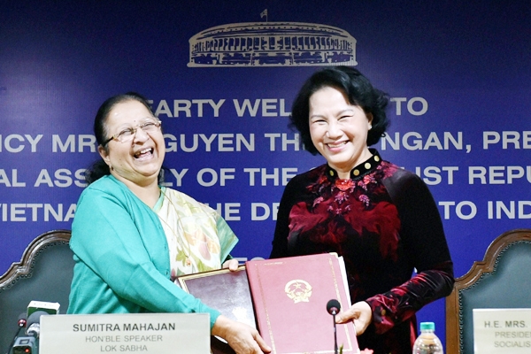India - Vietnam signs civil nuclear pact