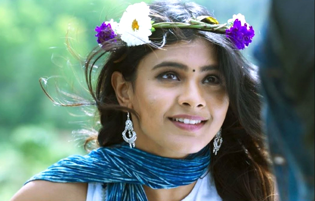 /media/k2/galleries/57755/Ekkadiki-Pothavu-Chinnavada-Movie-Stills-01