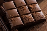 flavanols, improves the functioning of brain, 6 benefits of dark chocolate, Healthy heart