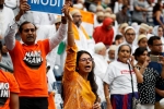 Indian Americans, Indian Americans, in pictures narendra modi indian americans at howdy modi, Mother india