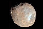 NASA breaking, Martian Moon latest, nasa s pic of martian moon phobos breaks the internet, Fascinate