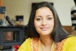 Renu Desai Instagram, Renu Desai news, renu desai shock to pawan s fan, Renu desai