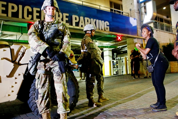 Charlotte protest: curfew continues without incident