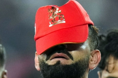 RCB's Name to be Changed After Rs 16,700 Crore Sale? RCB's Name to be Changed After Rs 16,700 Crore Sale?